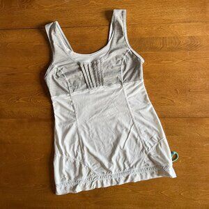 Lululemon lightweight cinch tank top 4